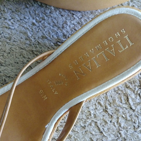 Strappy wedge sandals - Picture 4 of 8